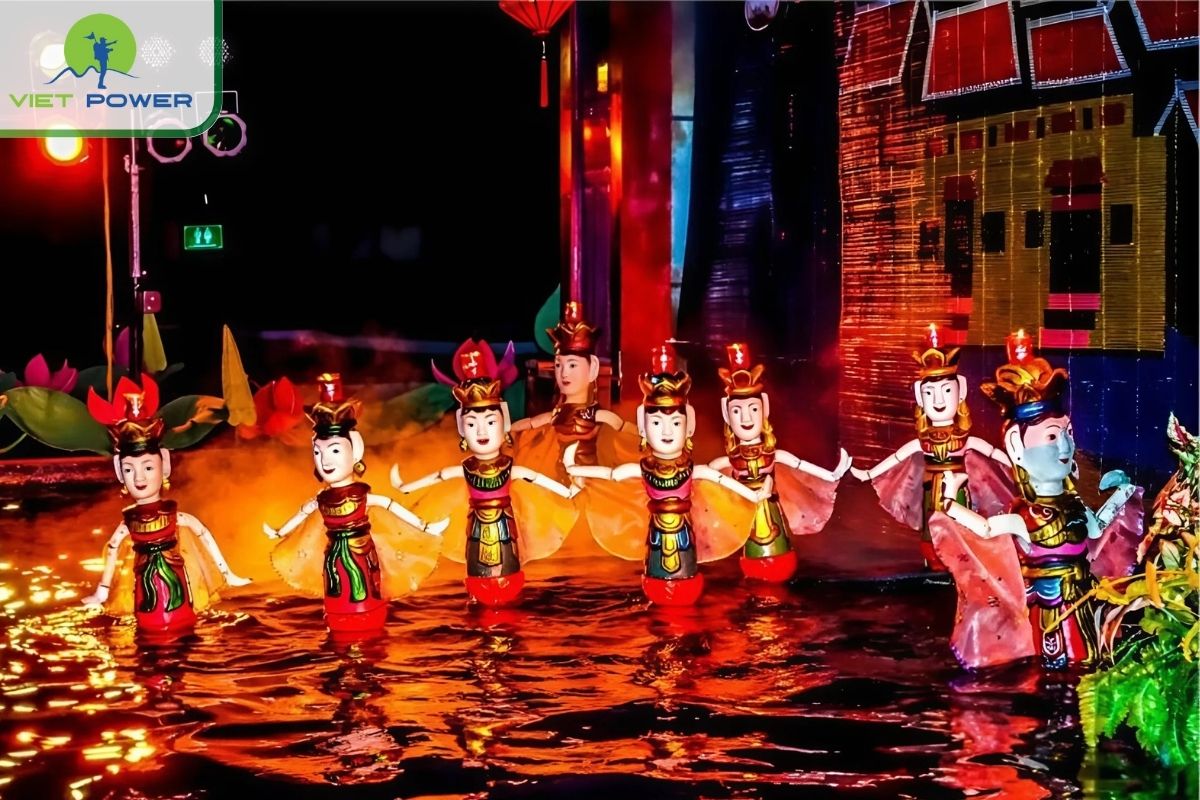 Enjoy a water puppet show at Thang Long Water Puppet Theatre