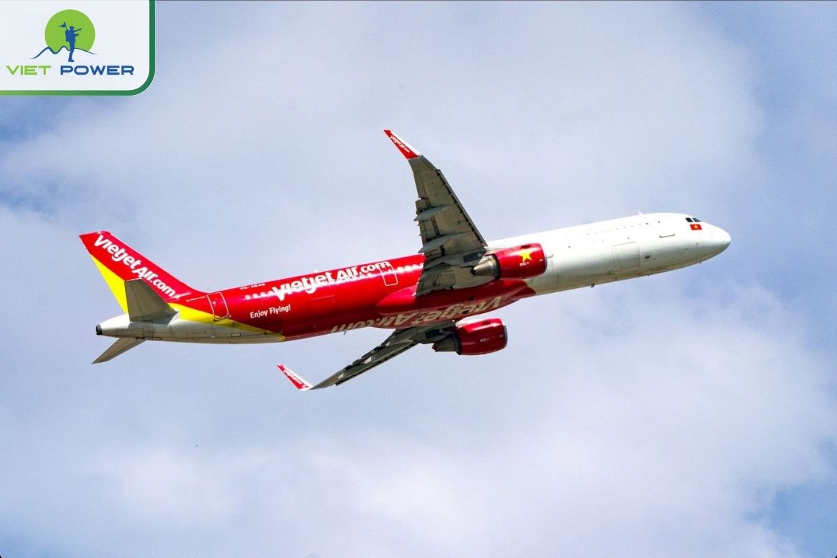 Midweek flight from hcmc to hanoi with VietJet Air