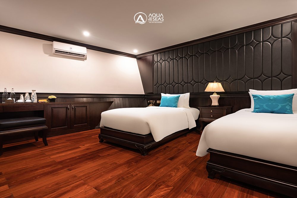 Aqua Junior Family Cabin