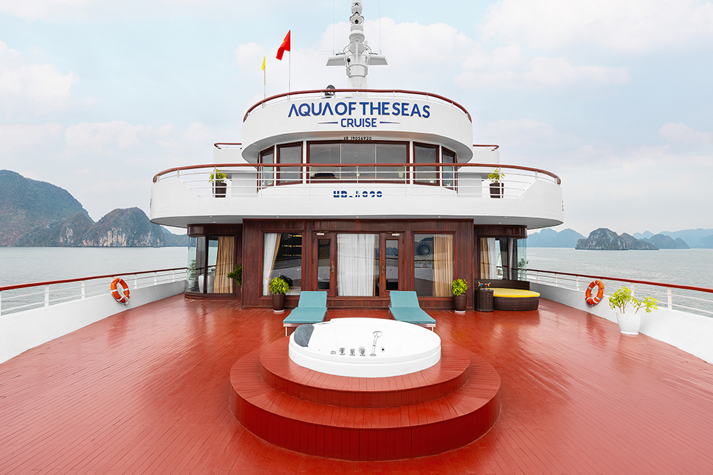 AQUA OF THE SEA CRUISE