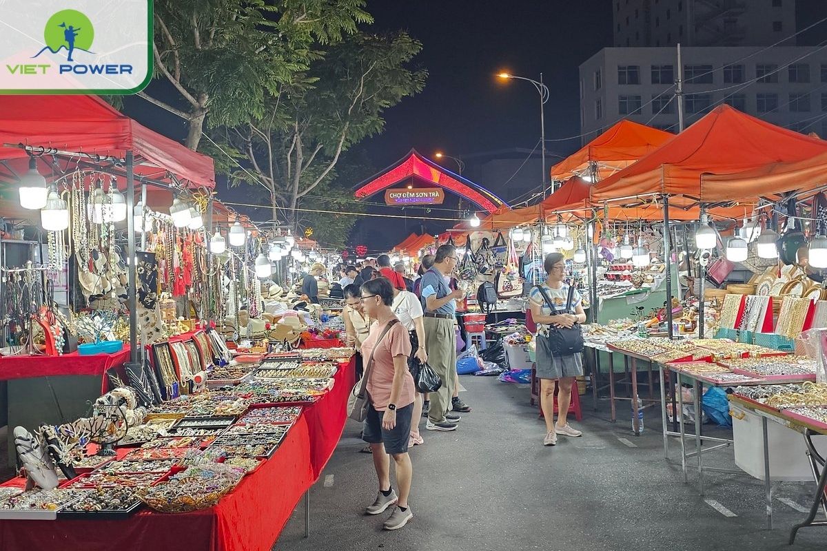 Explore night markets in cooler evenings