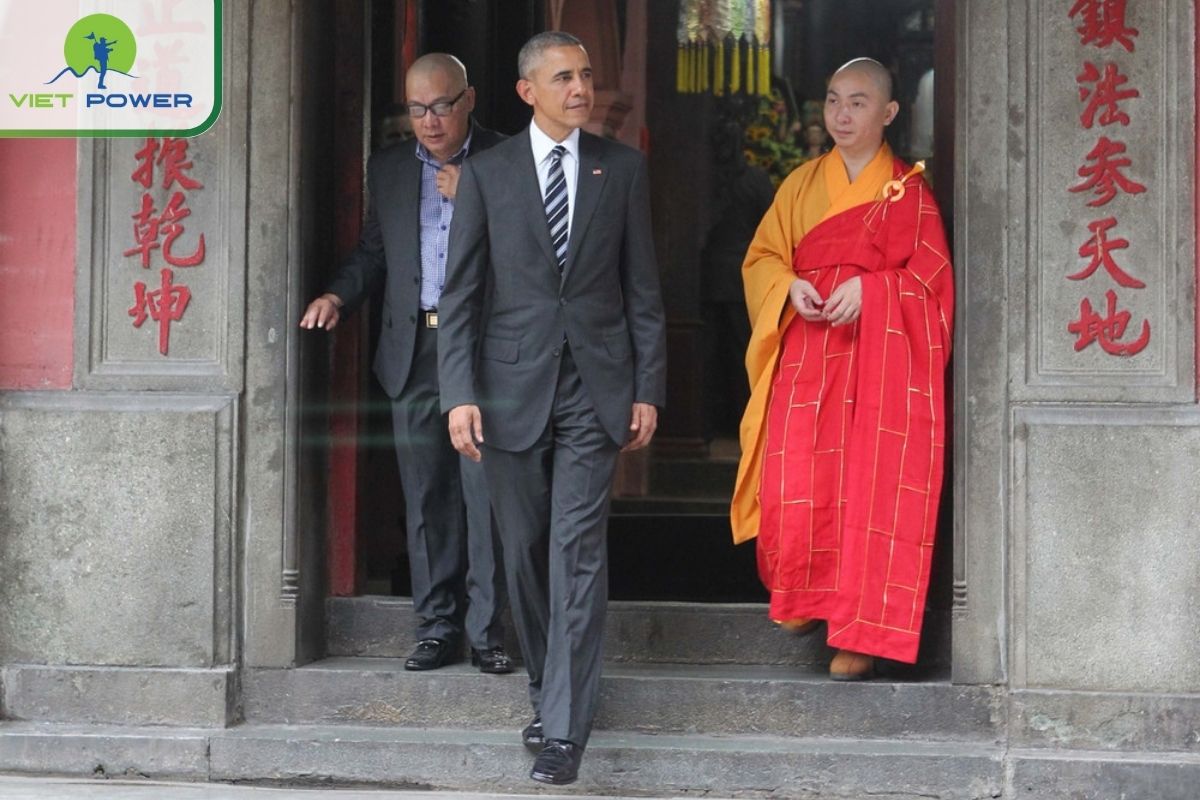 President Obama's visit to the Jade Emperor Pagoda