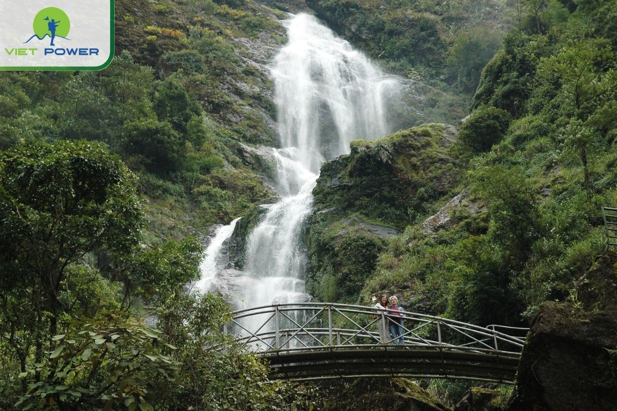 Silver Waterfall