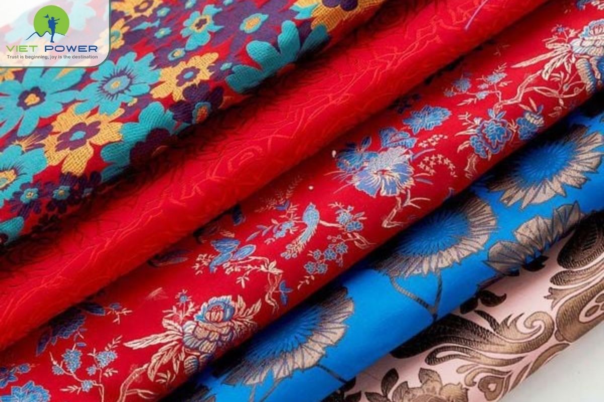 (12) Silk