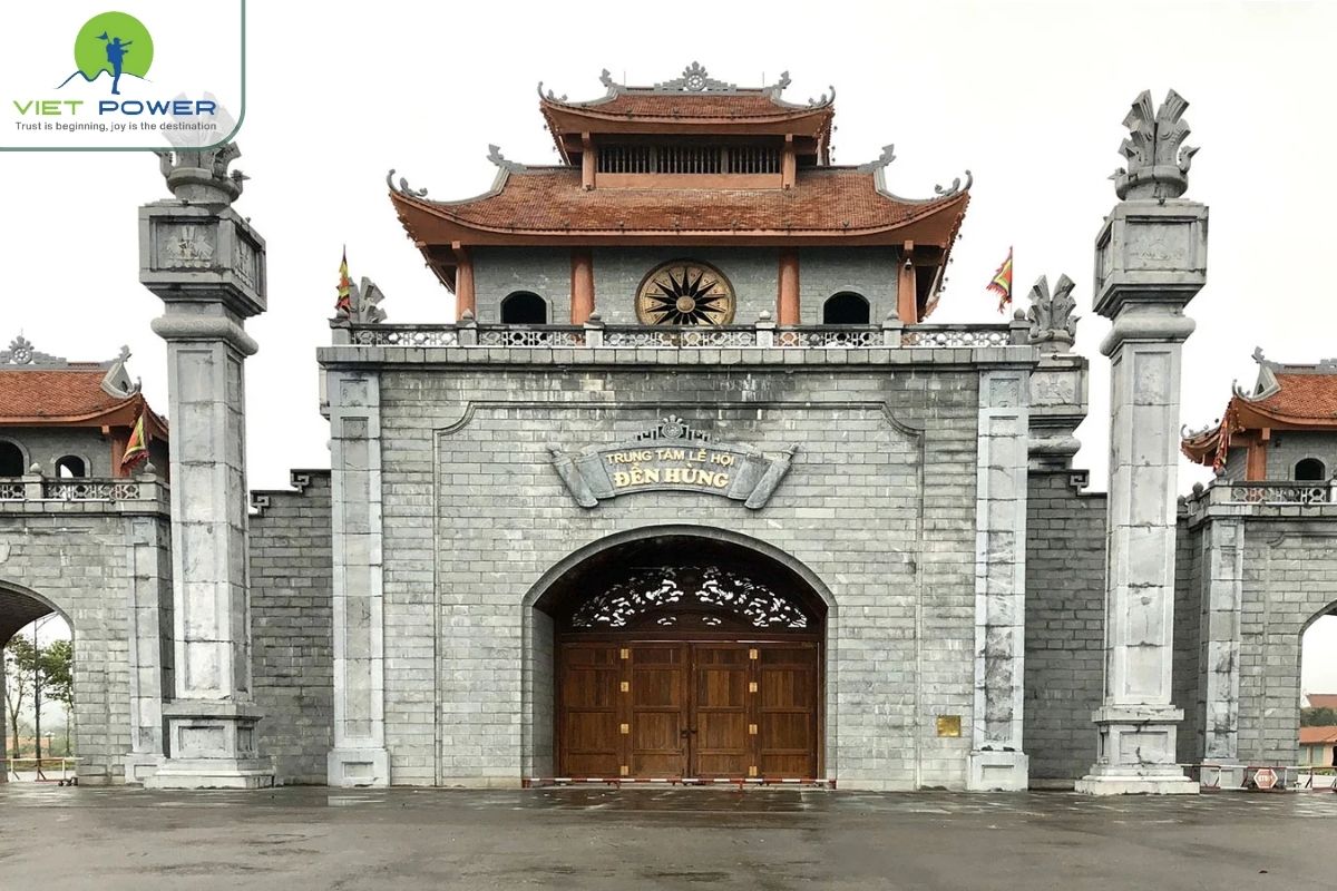 (3) Den Hung