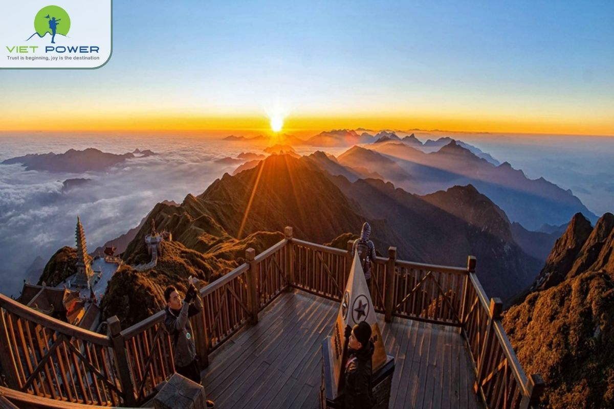 (3) Fansipan Mount