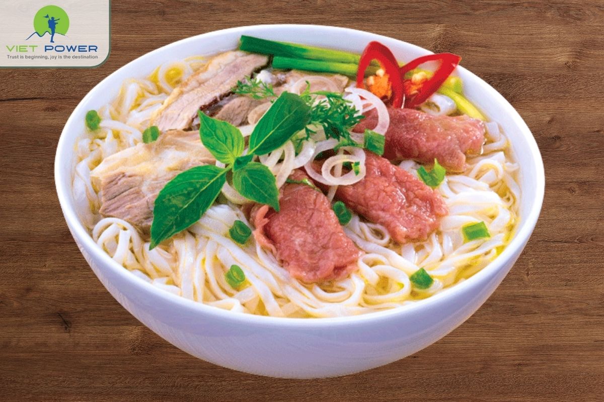 (5) Pho in Ho Chi Minh