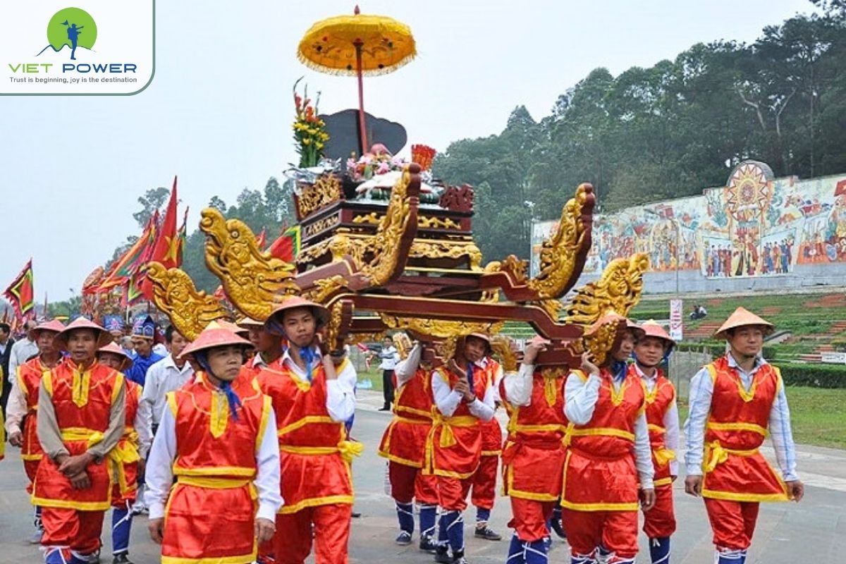 (6) Den Hung