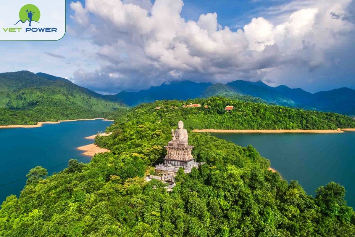 Bach Ma National Park 