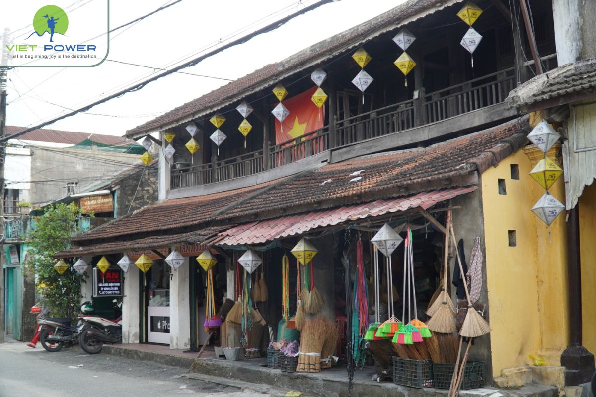 Architecture and Traditional Wooden Houses in Bao Vinh Ancient Town