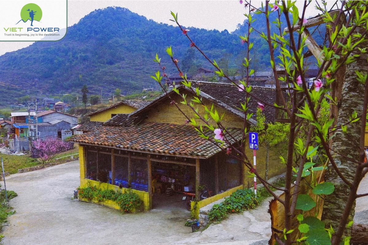 Du Gia Village