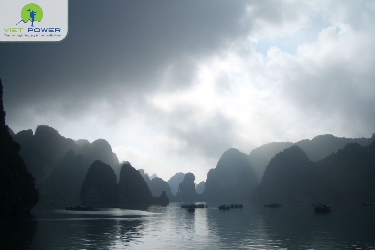 Ha Long Bay The Complete Guide to Vietnam's Natural Wonder (6)