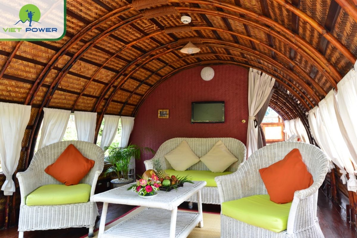 Choosing a luxury Mekong River cruise.