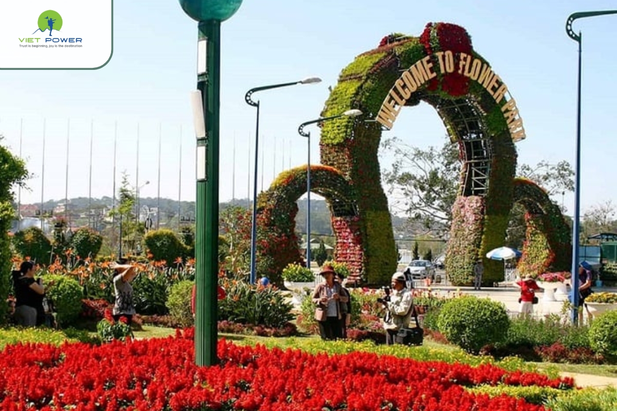 Overview of the Da Lat Flower Garden