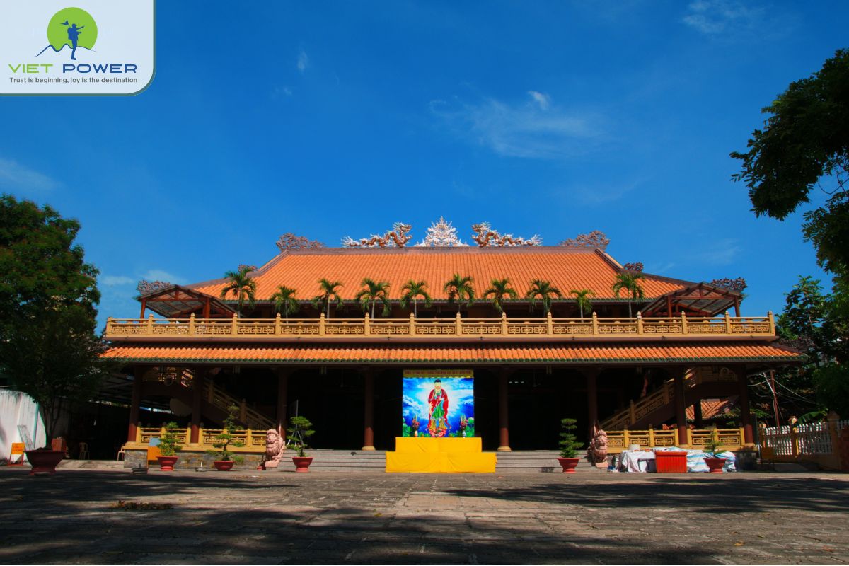 Pagodas in the South of Vietnam (5)