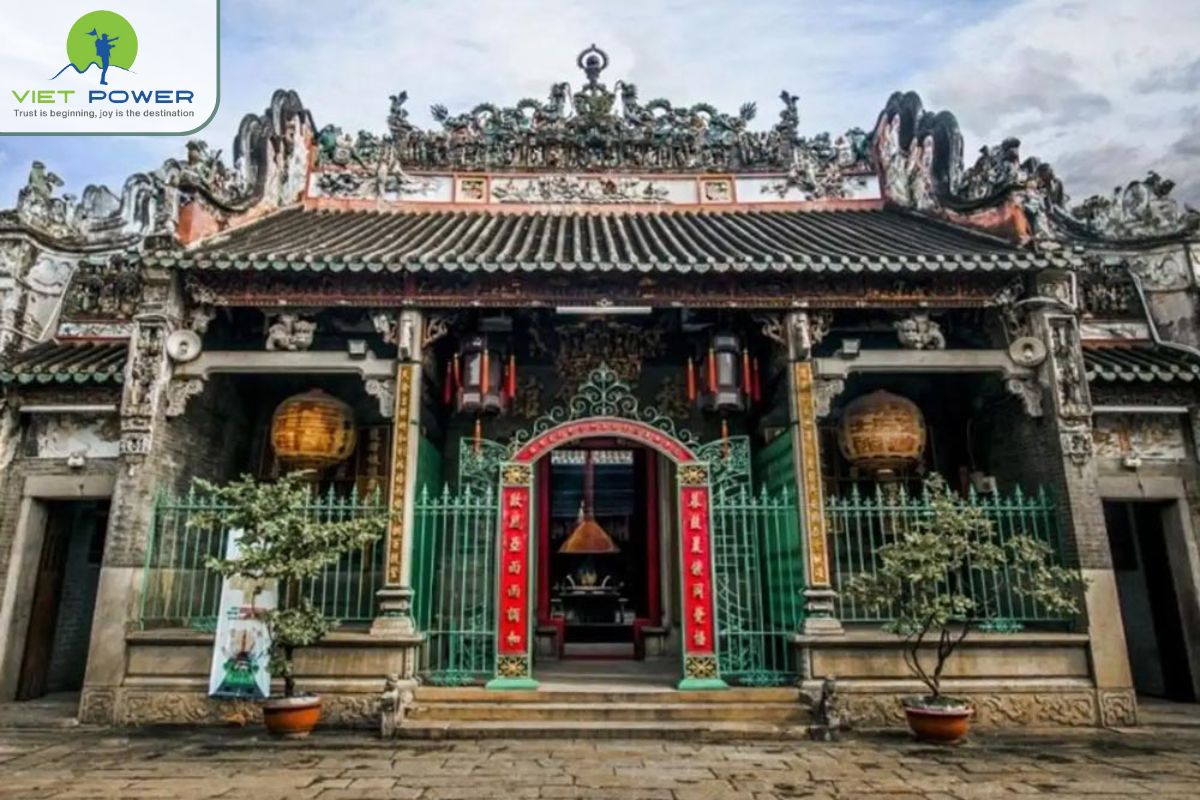 Pagodas in the South of Vietnam (8)