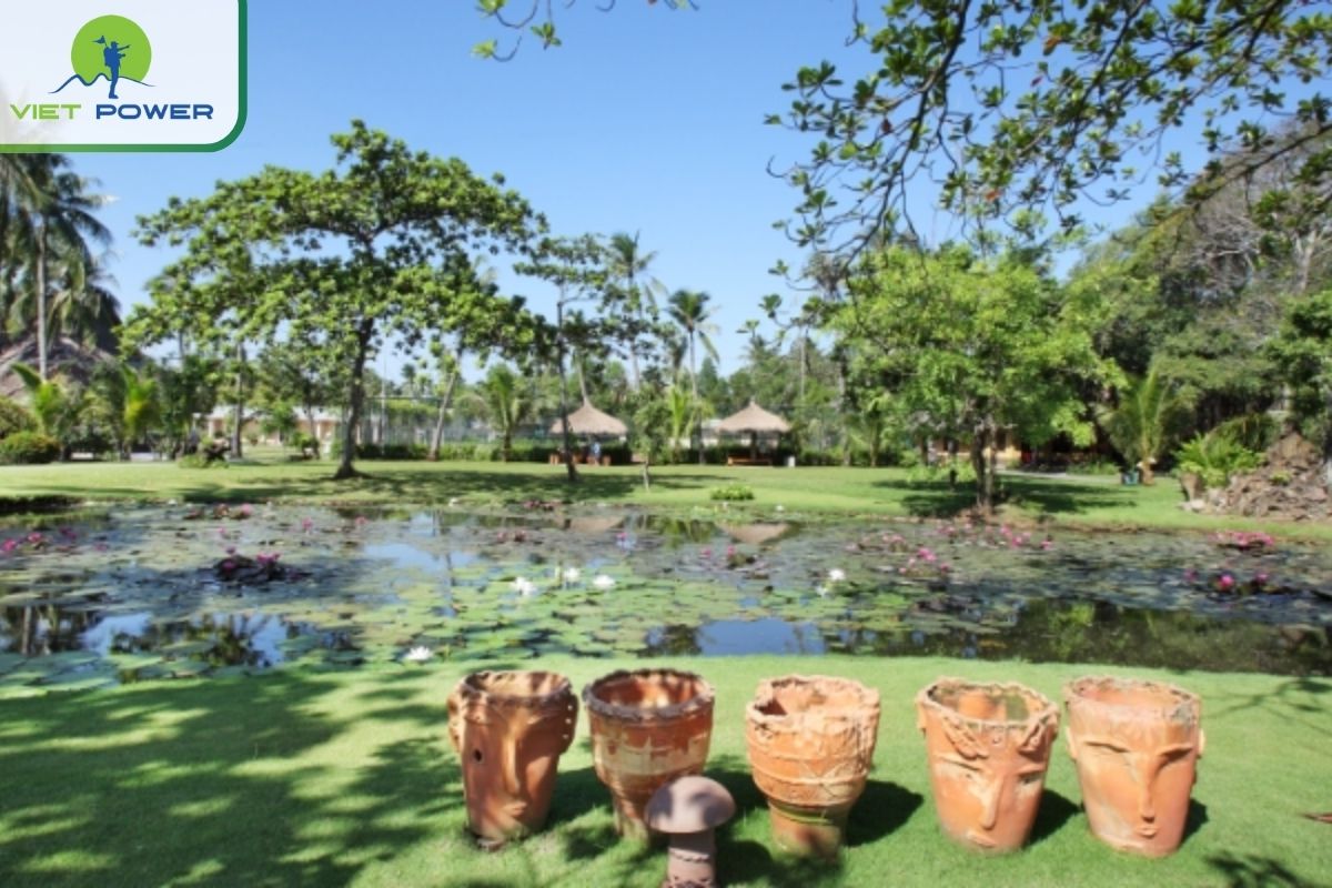 Binh Quoi Tourist Village