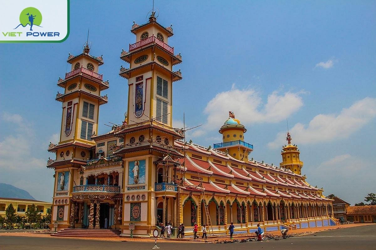 Cao Dai – A Blend of Faiths