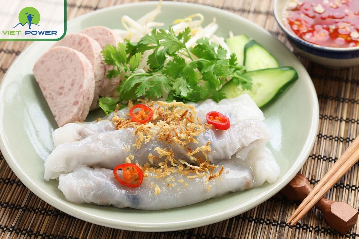 Bánh Cuốn (Steamed Rice Rolls)