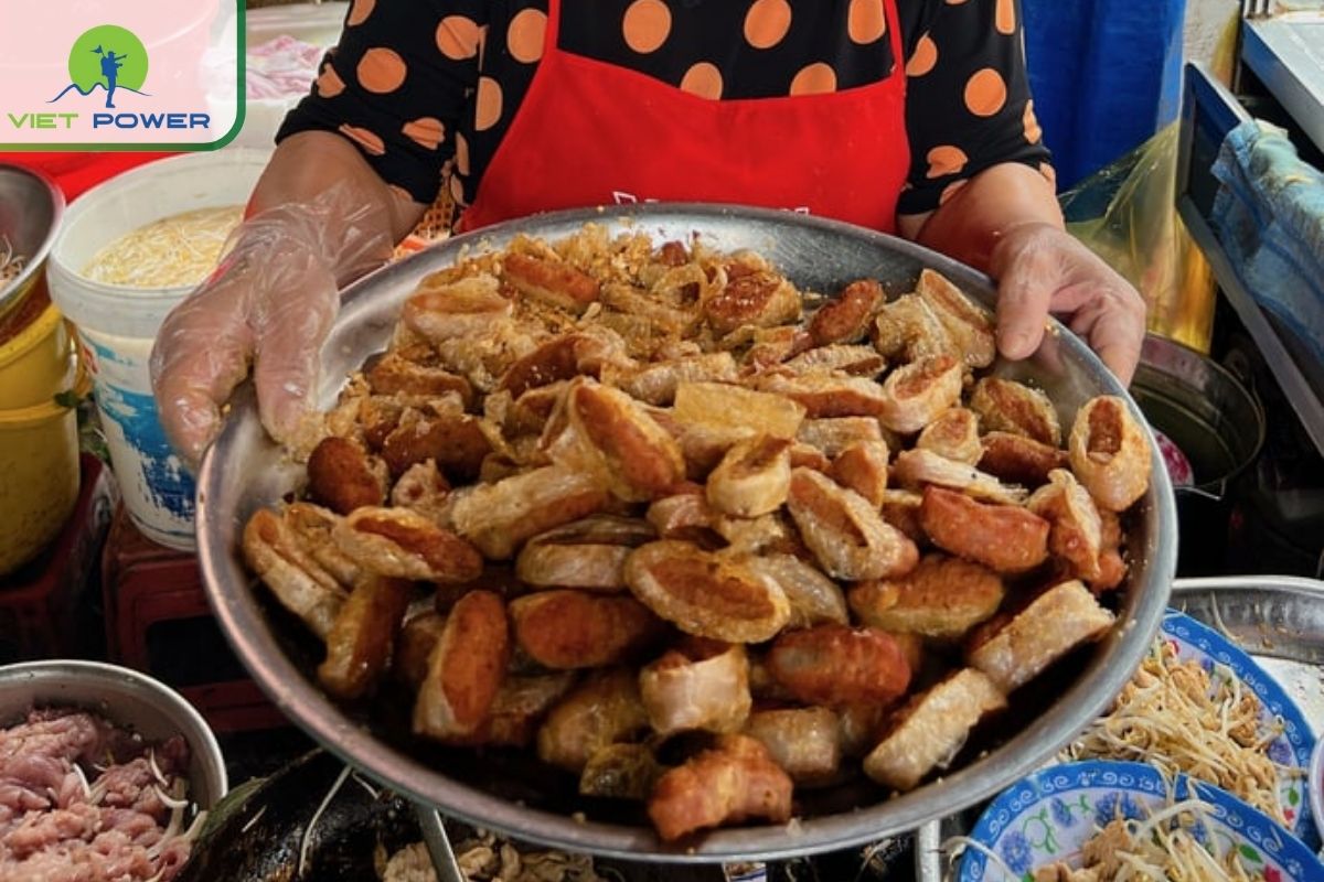 The Cultural Significance of Vietnamese Bun Cha Gio
