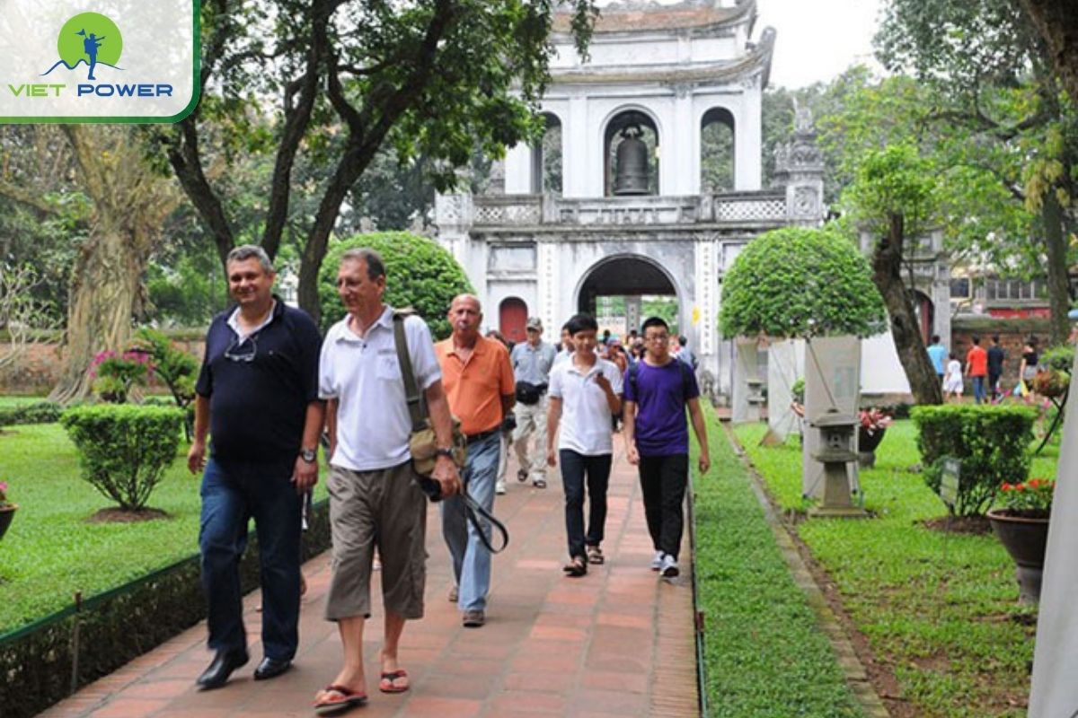 Pro Travel Tips for German Visitors