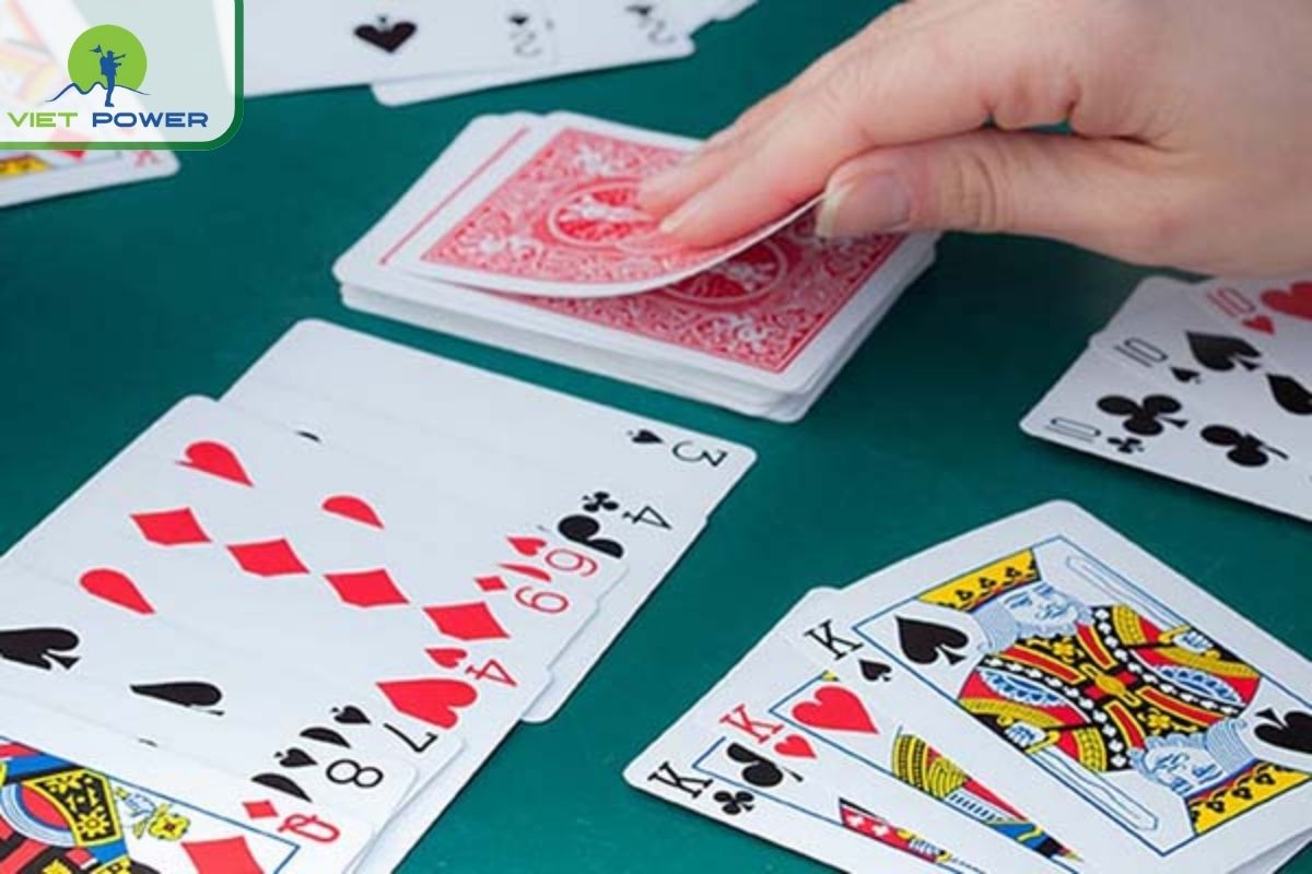 Tiến Lên – The Vietnamese Big Two