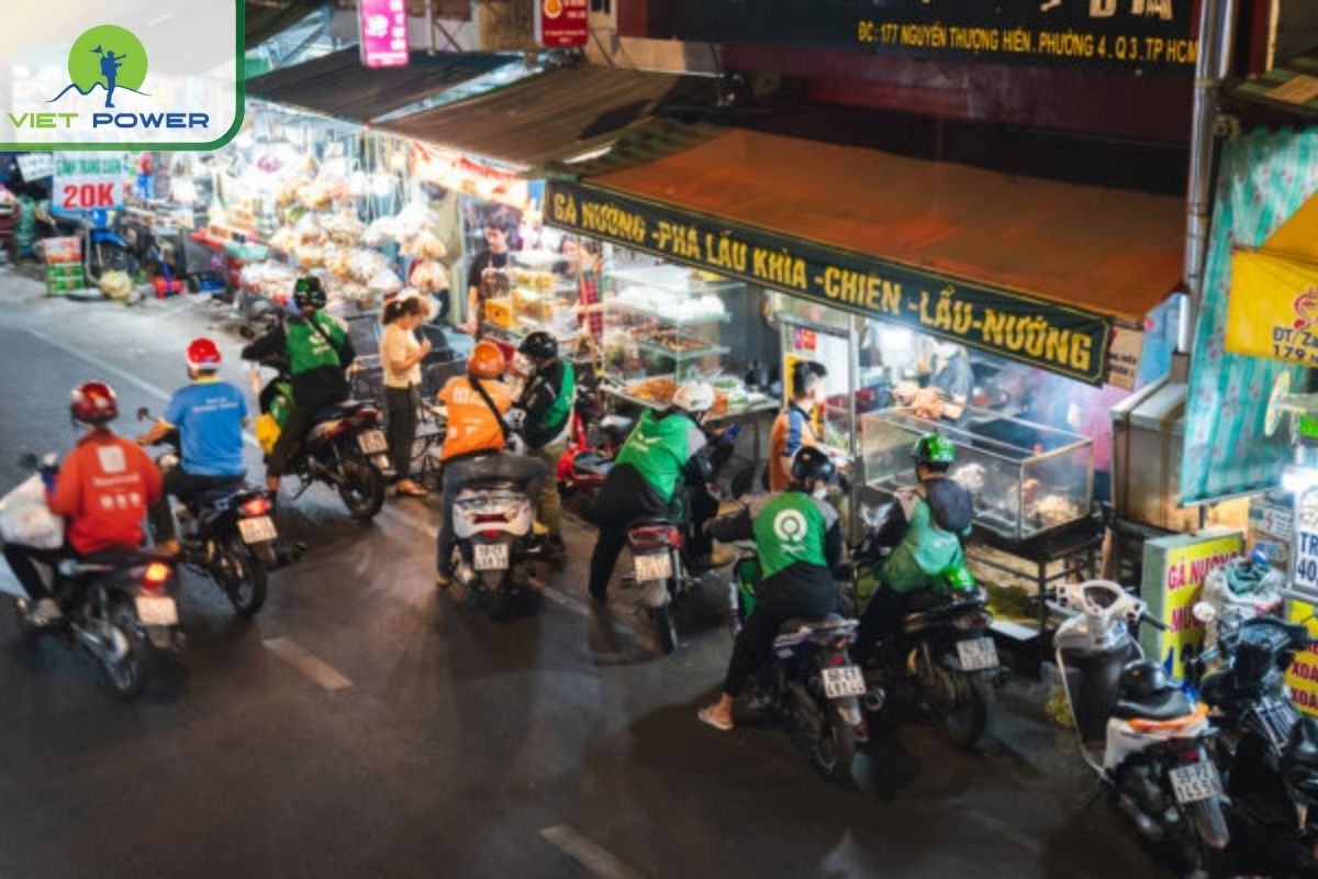 Food Streets Where Locals Go for Cheap Eats