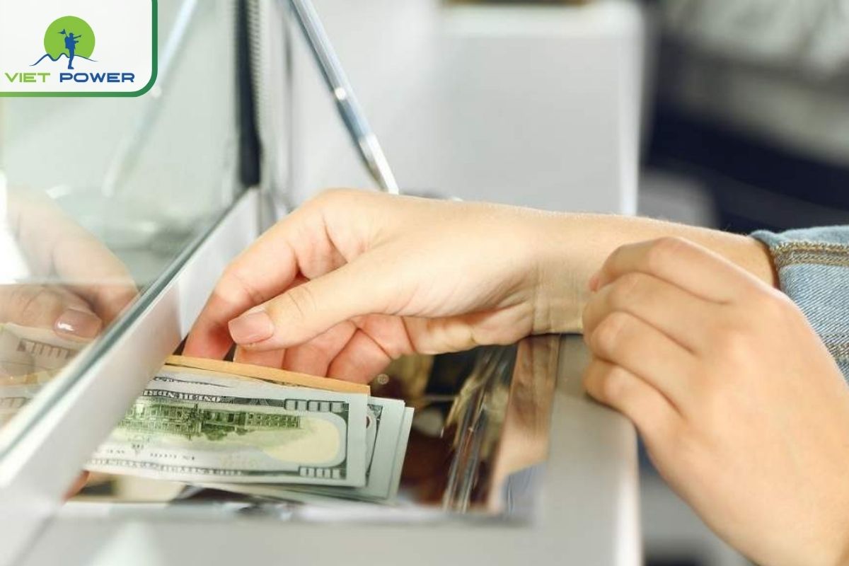 Legal and Safe Ways to Exchange Currency in Hanoi