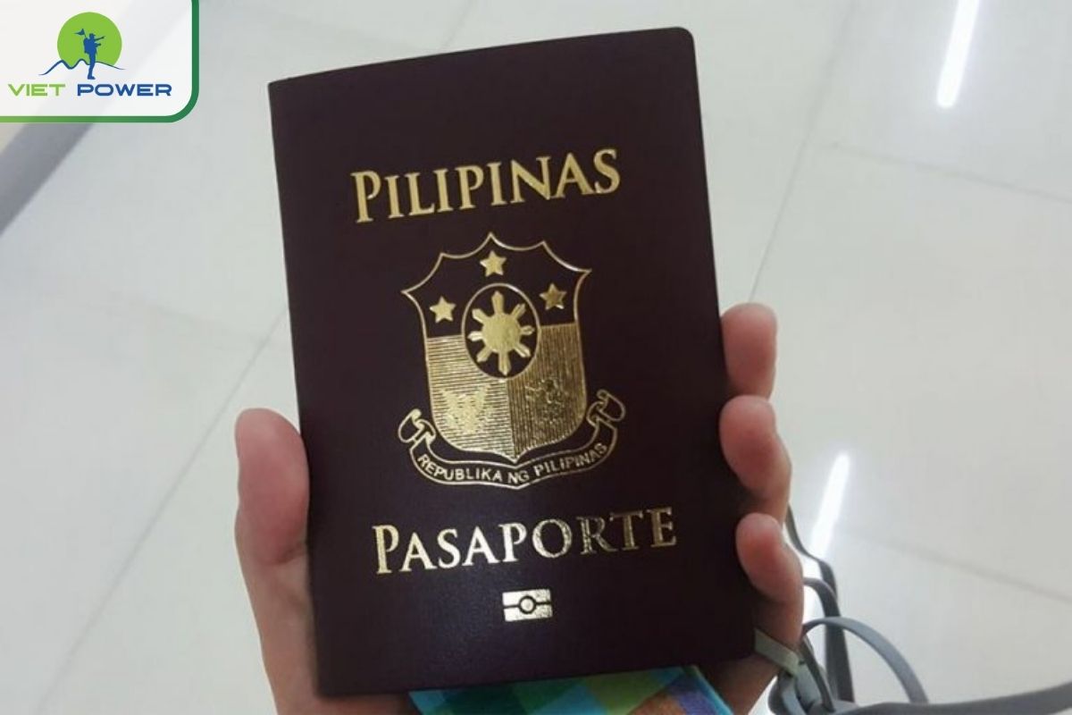 Filipinos: Visa-free to Vietnam.