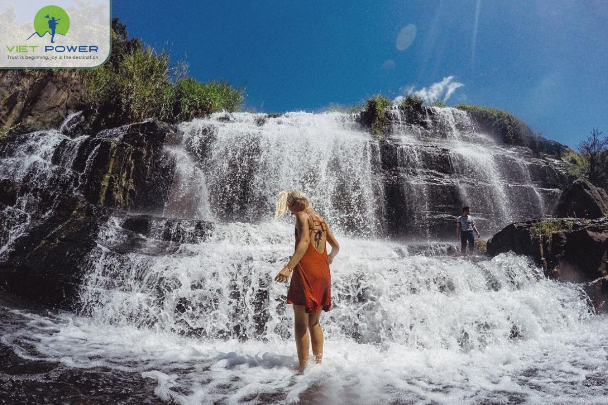 Waterfalls in Da Lat (6)