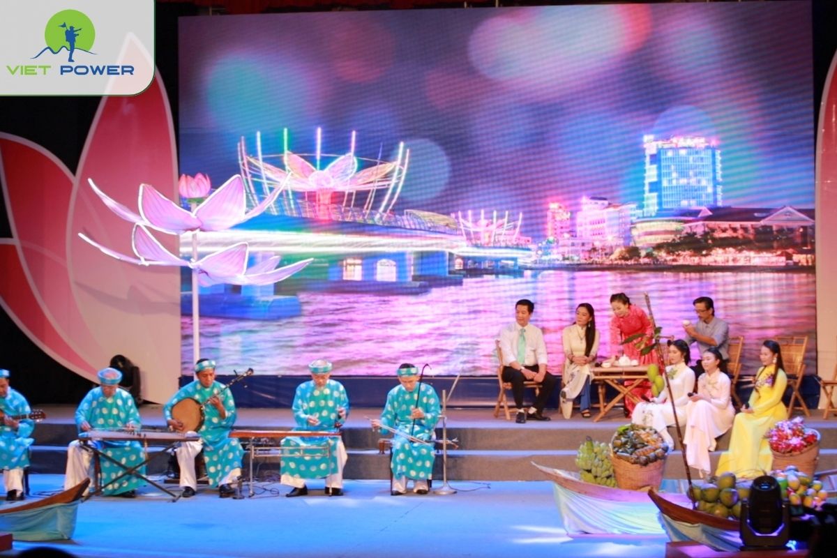 Amateur Music Groups and Community-Based Performance