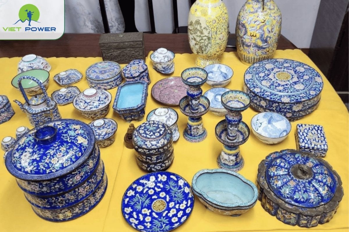 Royal Ceramics And Bleu De Hue