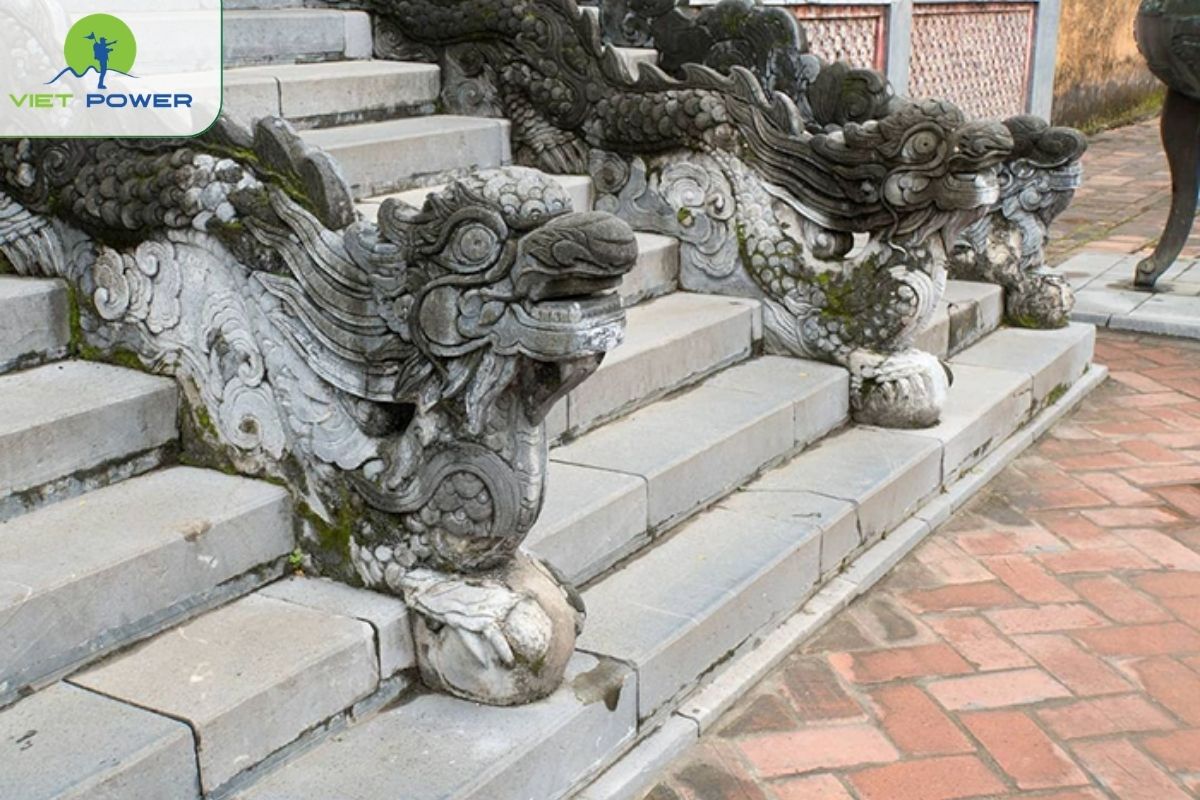 Dragon Carvings
