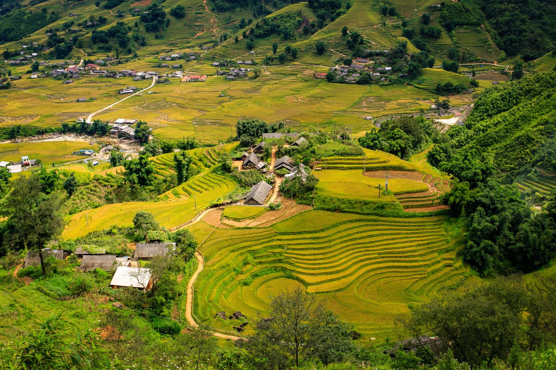 Luang Prabang to Hanoi Overland 16 Days