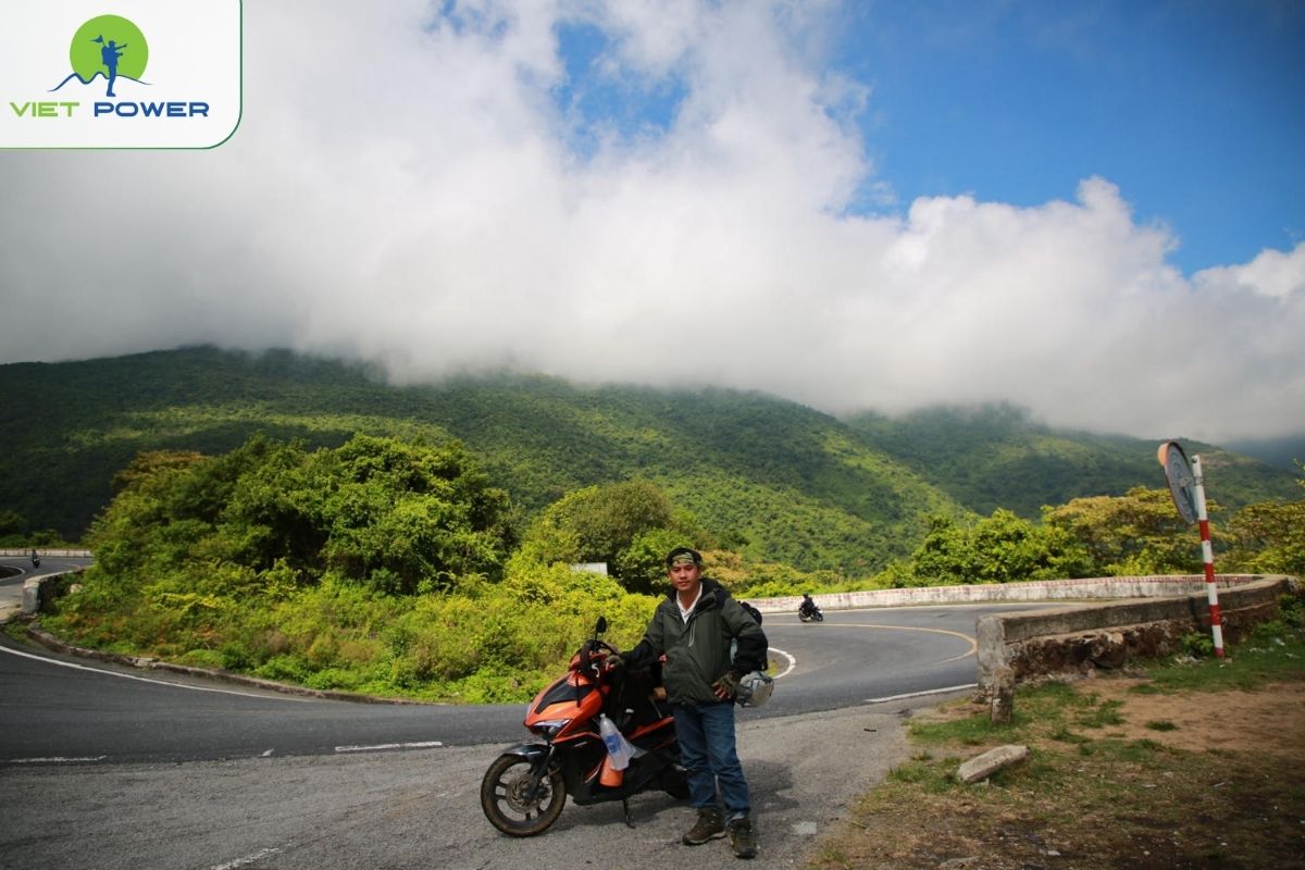 Ride the Scenic Hai Van Pass Under Clear June Skies