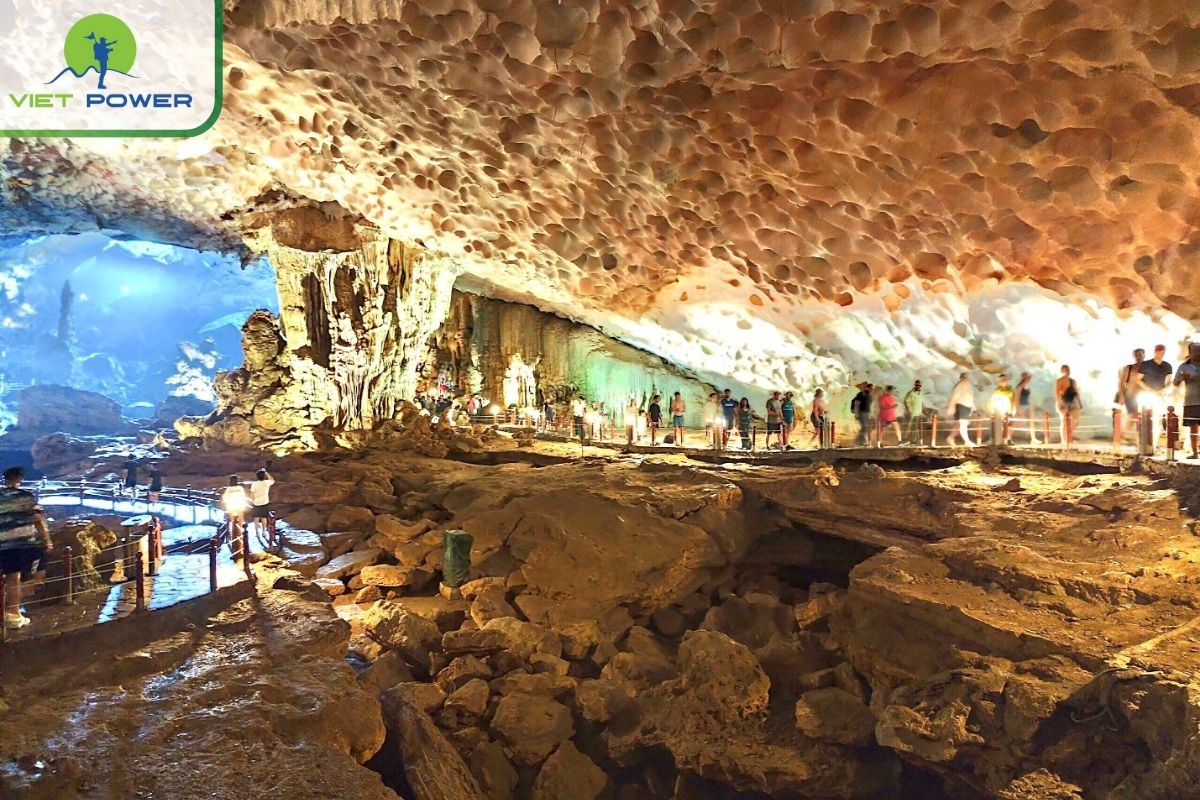 Sung Sot Cave