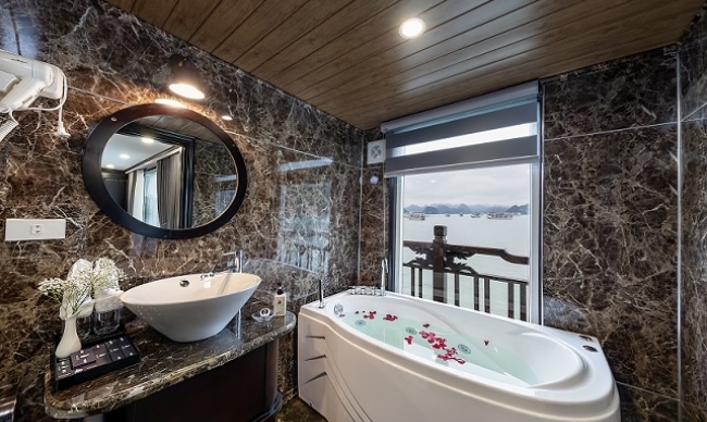 Family Connecting Suite with Balcony