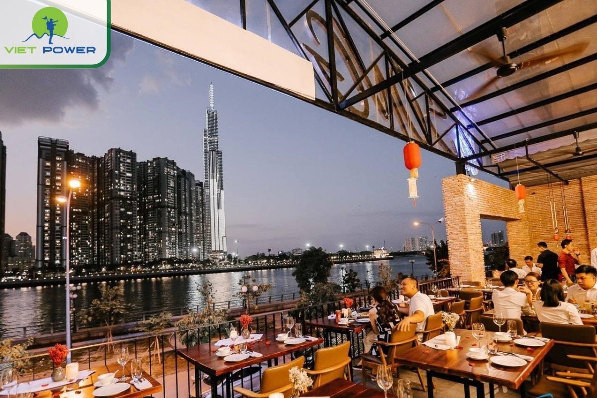 Riverside Venues in District 2