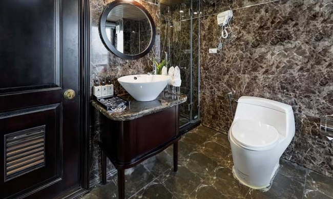 Deluxe Room with Ocean View