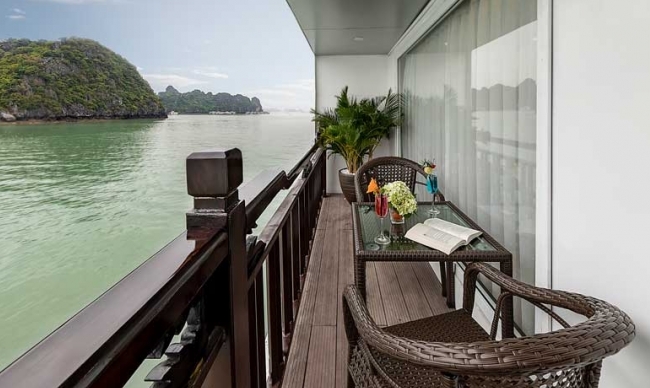 Suite Room with Balcony