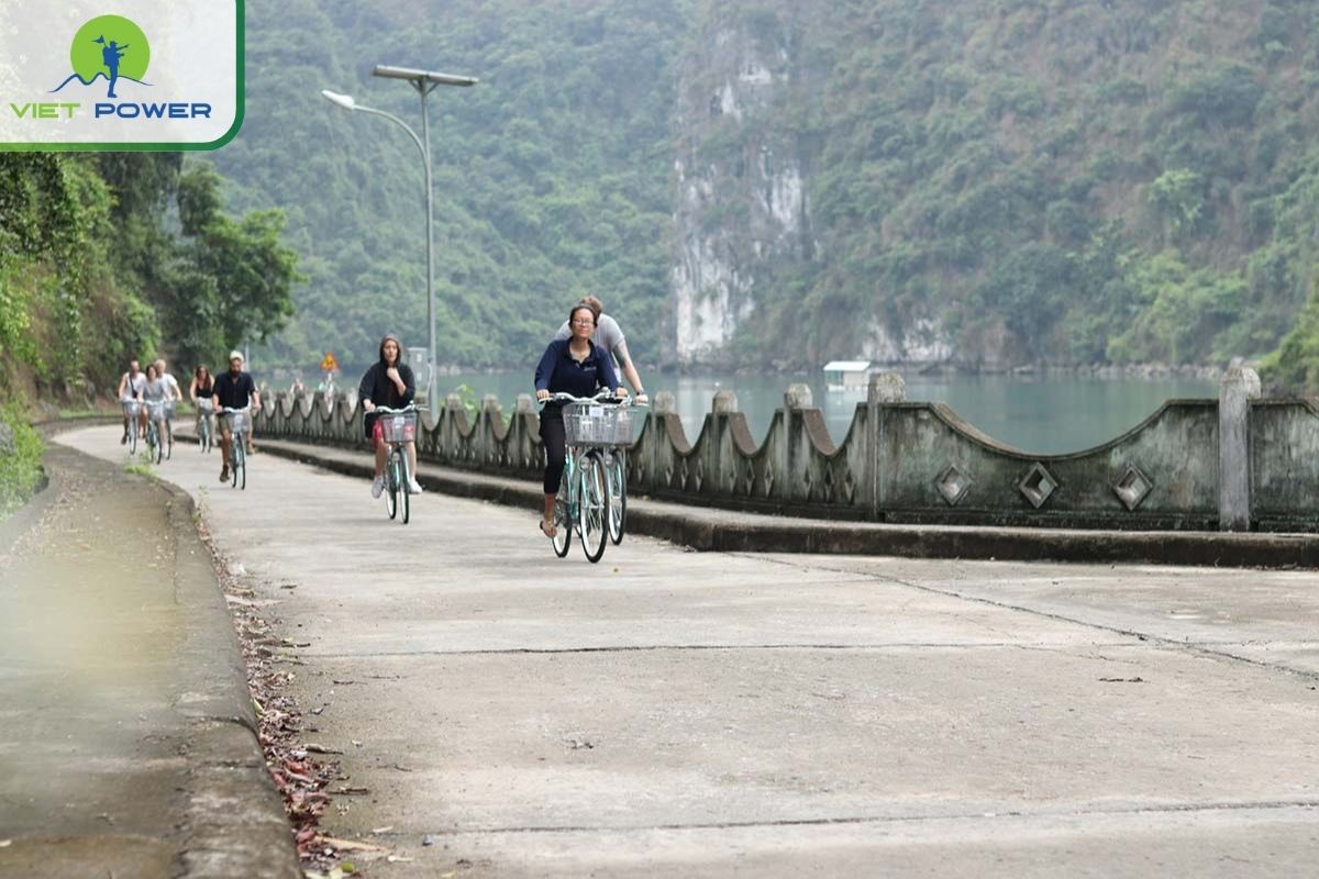 Viet Hai cycling tour 