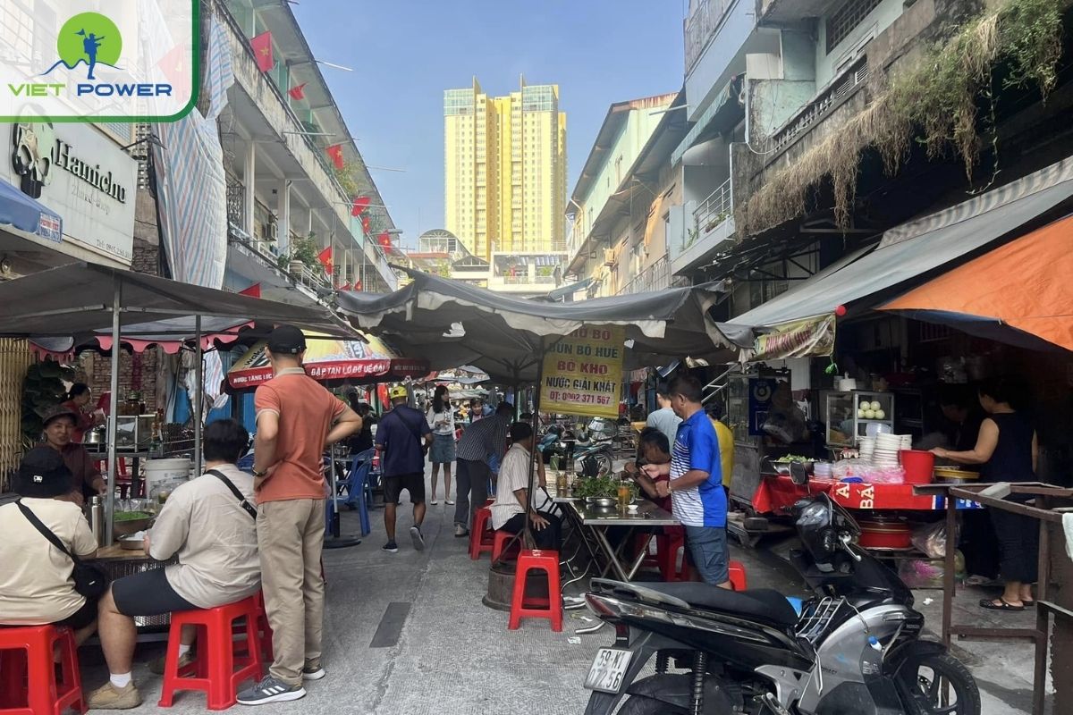 Phung Hung Market