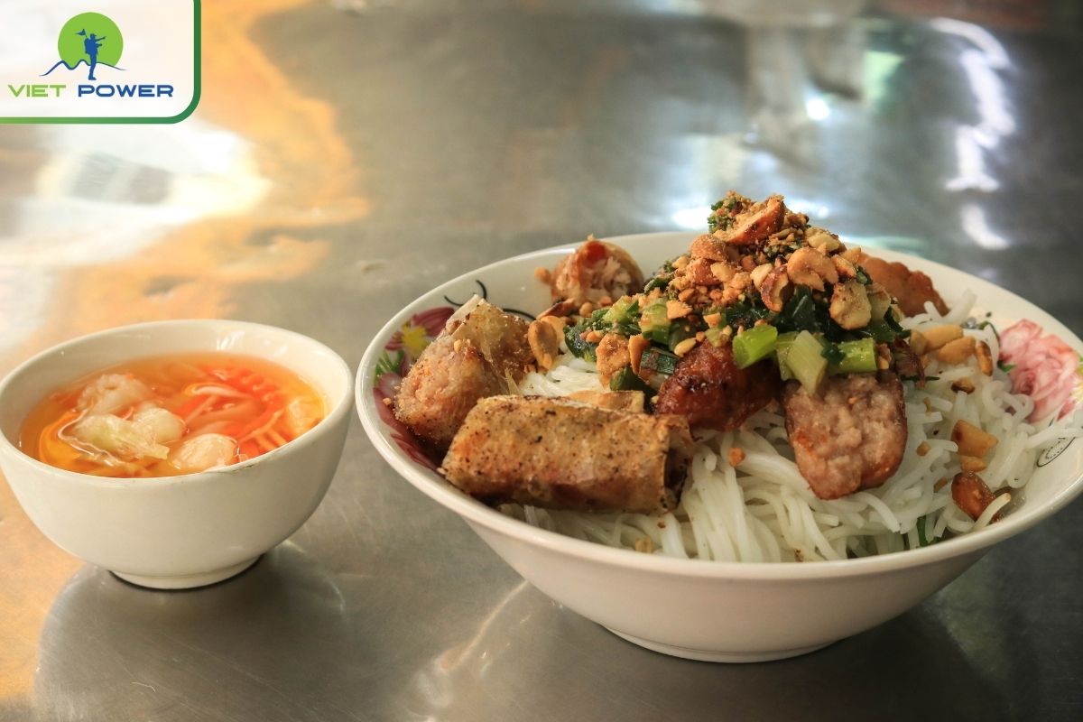 Bún thịt nướng 