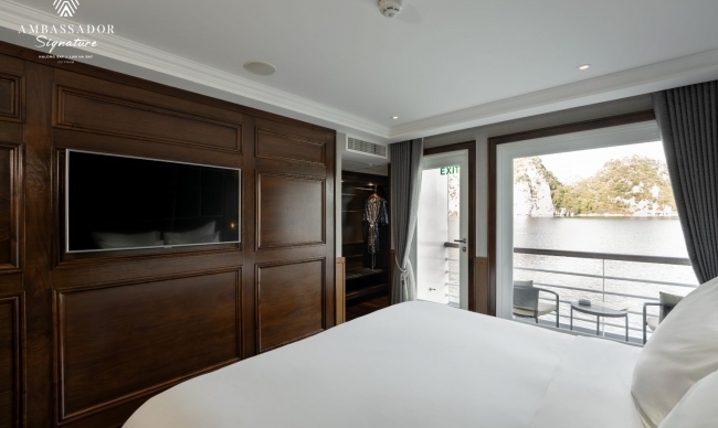 Executive Ambassador Balcony