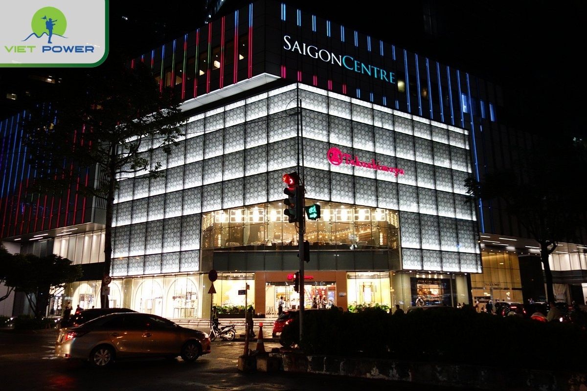 Saigon Centre – Takashimaya (District 1)