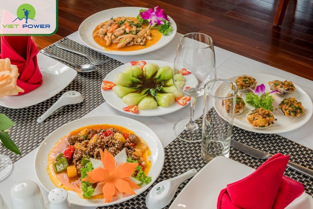 Set menu lunch and dinner