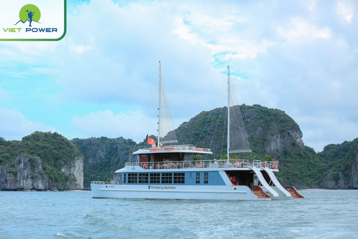 Catamaran Cruise Halong Bay