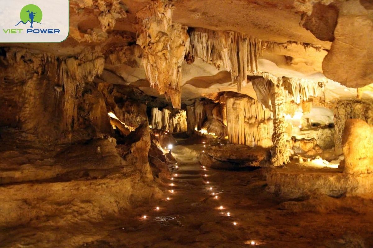 Thien Canh Son Cave
