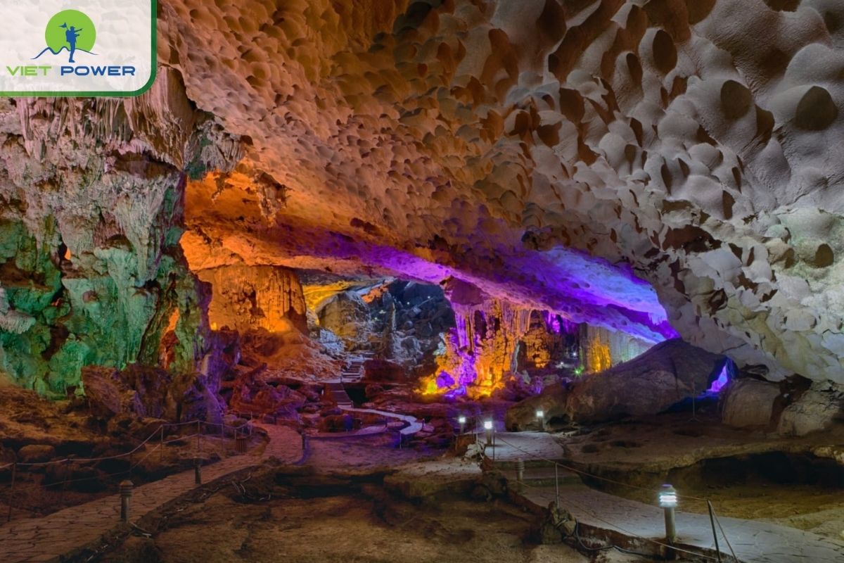 Thien Cung Cave