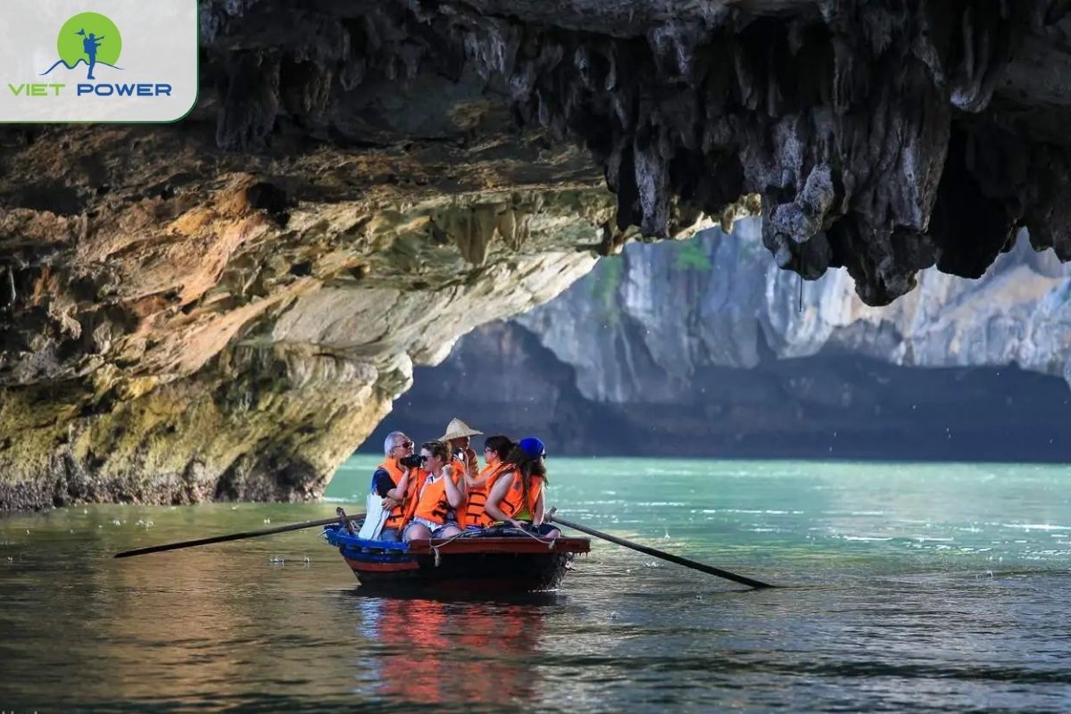 Explore Dark & Bright Cave by bamboo boat